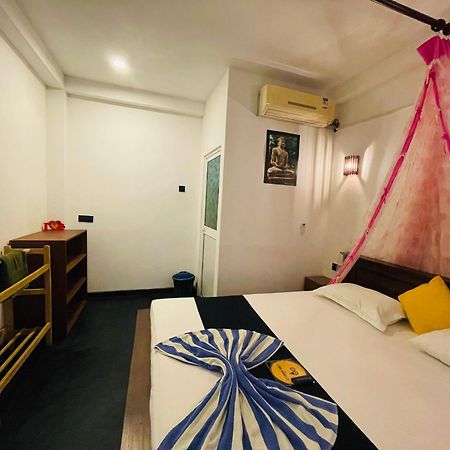 Kosi Giggles Resort Weligama Eksteriør bilde